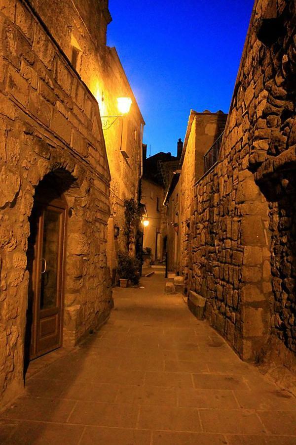 La Loggia Del Capitano - Rione Capisotto Leilighet Pitigliano Eksteriør bilde