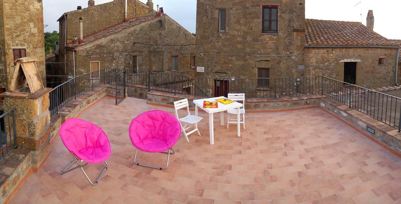 La Loggia Del Capitano - Rione Capisotto Leilighet Pitigliano Eksteriør bilde